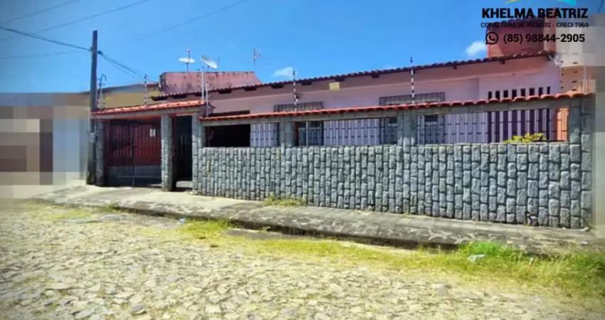 Vendo casa com 4 quartos sendo 1 suíte, varanda , quintal com churrasqueira, na parquelândia