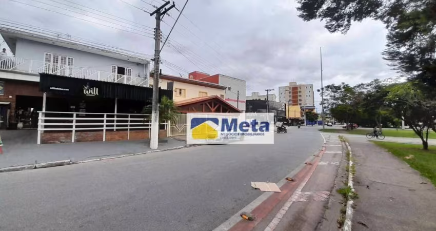 Sobrado com 3 dormitórios à venda, 286 m² por R$ 1.200.000,00 - Granja Daniel - Taubaté/SP