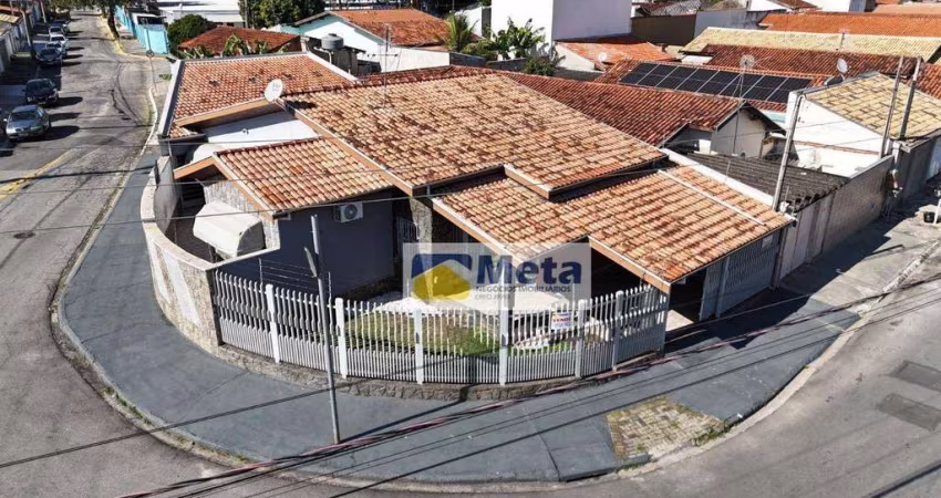 Casa com 3 dormitórios à venda, 215 m² por R$ 500.000,00 - Parque das Fontes - Tremembé/SP