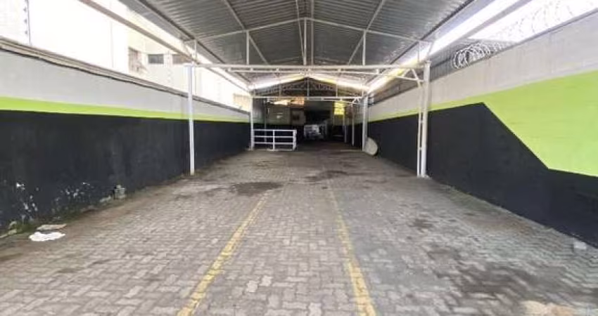 Galpão à venda, 152 m² por R$ 700.000,00 - Centro - Taubaté/SP