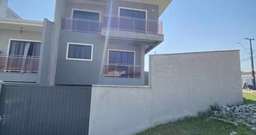 Sobrado para Venda em São José dos Pinhais, Cruzeiro, 3 dormitórios, 1 suíte, 3 banheiros, 4 vagas