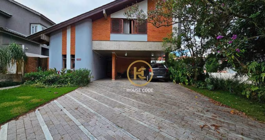 Casa com 3 dormitórios à venda, 325 m² por R$ 2.200.000,00 - Residencial Seis (Alphaville) - Santana de Parnaíba/SP