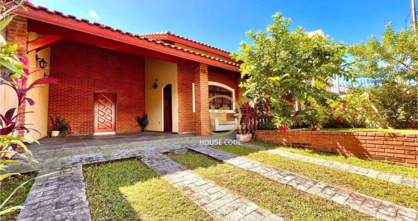 Casa com 3 dormitórios à venda, 199 m² por R$ 580.000,00 - Cidade Nova Peruibe - Peruíbe/SP