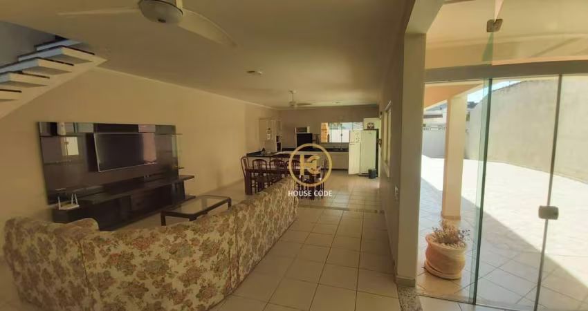 Casa com 3 dormitórios à venda, 270 m² por R$ 900.000,00 - Jardim Ribamar - Peruíbe/SP