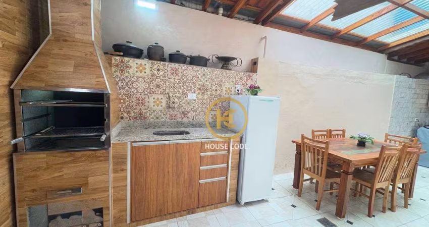 Casa com 03 dormitórios à venda, 87 m² por R$ 450.000 - Roselandia - Cotia/SP