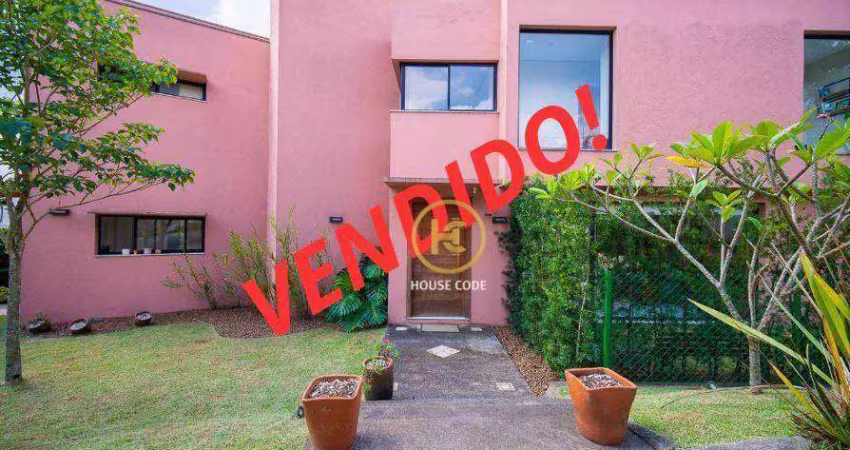 Casa com 3 quartos(1 suíte) à venda, 230 m² por r$ 1.498.000 - condomínio vale verde - cotia - sp