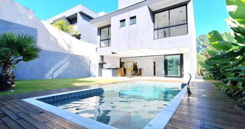 Casa com 4 quartos à venda, 320 m² por R$ 3.100.000 - Granja Viana - Vintage - Cotia/SP