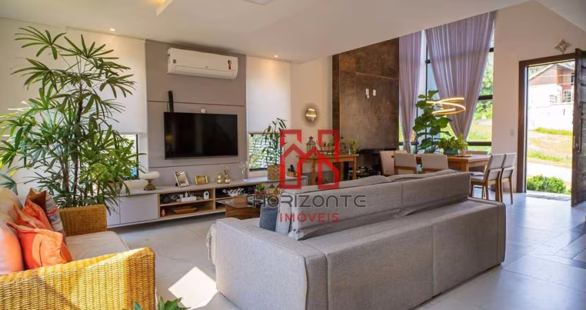 Casa com 3 dormitórios à venda por R$ 2.150.000,00 - Cachoeira do Bom Jesus - Florianópolis/SC