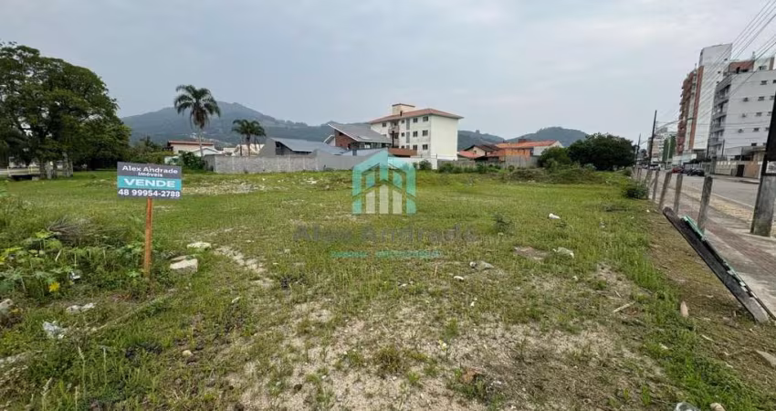 Lote/Terreno em Rio Caveiras  -  Biguaçu
