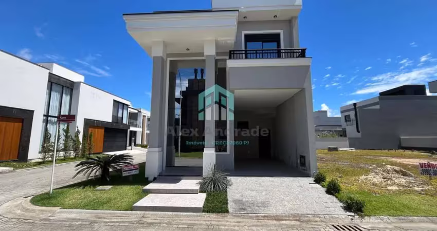 Casa à Venda em Beira Rio, Biguaçu: 3 Dormitórios e Suíte