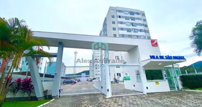 Apartamento à Venda em Rio Caveiras, Biguaçu: 2 Quartos, 49m²