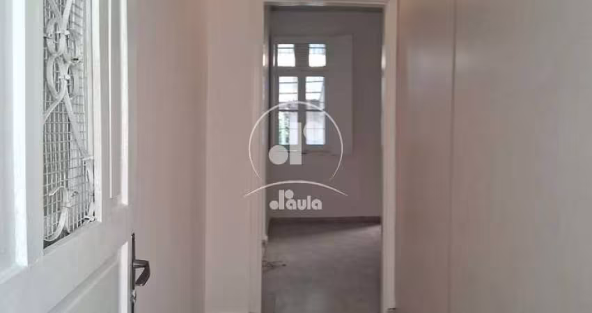 Casa de frente 90m², 1 dormitorio, cozinha, copa e lavanderia.na Vila Assunção em Santo André.