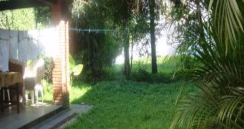 Sobrado à venda em Santo André-SP, Vila Valparaíso: 3 quartos, 1 suíte, lavabo, churrasqueira, 3 vagas de garagem, 230m².