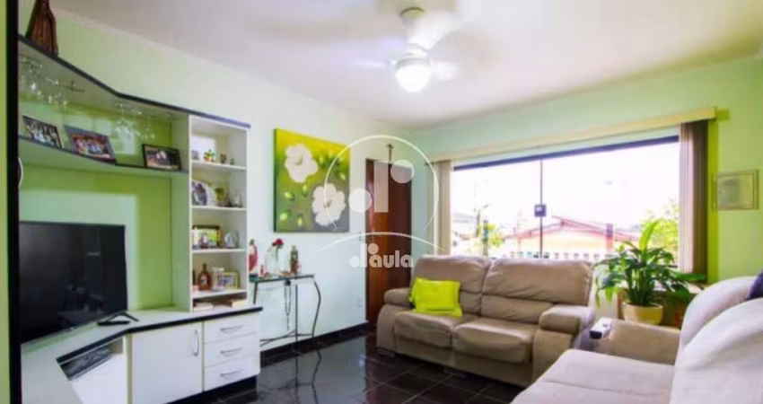 Casa Assobradada na Vila Floresta, com 218?, 3 dormitórios, 1 suíte, 4 banheiros, 3 vagas.