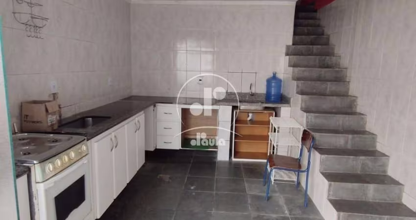 Sobrado com 170 m² de área construída e 150 m² de terreno , sendo 6x25 . Vila Eldizia , Santo André . Localizado em uma das travessas da rua Carijós, Próximo ao Parque Central Hospitais Mário Covas, S