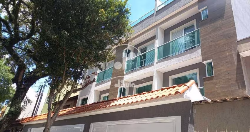 Sobrado à venda em Santo André-SP, bairro Utinga: 2 quartos, 1 suíte, 1 sala, 1 banheiro, 2 vagas, 105m². Imperdível!