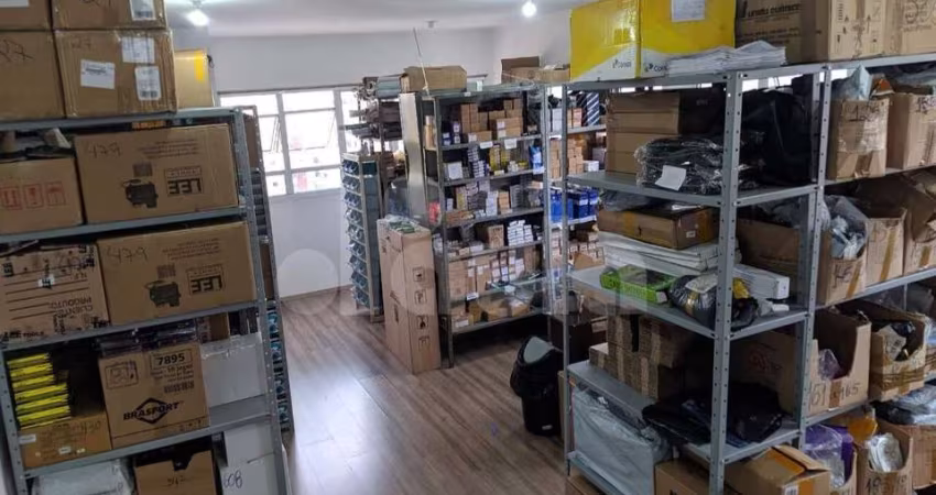 Sala comercial à venda no Centro de Santo André-SP