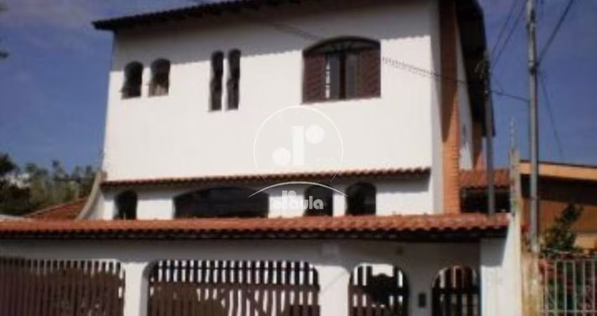 Vila Gilda. Casa assobradada com 354m2. 4 dormitórios, 5 banheiros,2 vagas. Estuda permuta.