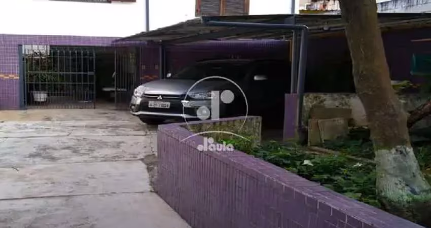 Casa à venda em Santo André-SP, no bairro Jardim 2 quartos, 1 suíte, 1 sala, 2 banheiros, 9 vagas de garagem - 200m².