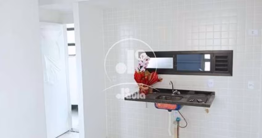 Excelente apartamento com dois dormitórios, banheiro com box de vidro,garagem fixa, varanda garden, todo em porcelanato.