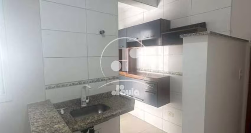 Jardim Cristiane. Apartamento sem condomínio com 2 quartos, área de serviço parcialmente coberto e 1 vaga de garagem.