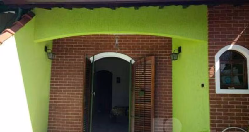 Sobrado 185m² Jardim Milena estuda permuta por imóvel de menor valor.