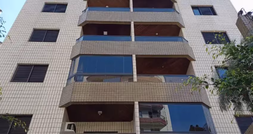 Apto. bairro ocian - praia grande a100 metros da praia proximo a comércios