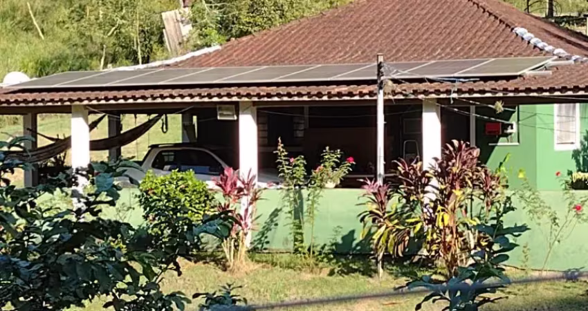 Vende sitio - pedro de toledo -sp -próximo ao centro-15km de peruibe