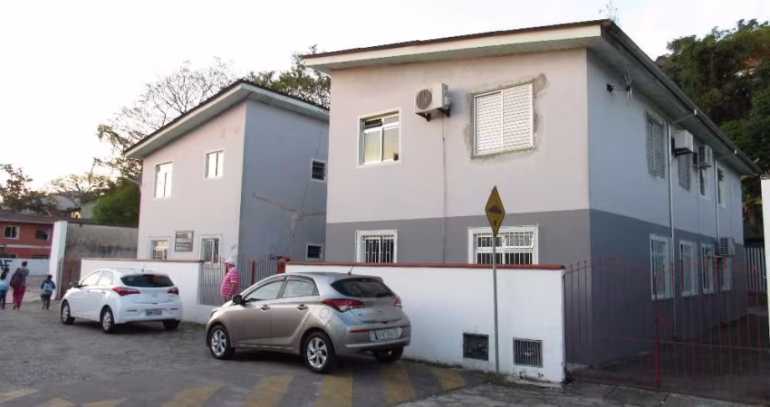 Apartamento com 3 quartos para alugar na Rua Congonhas, 216, Monte Verde, Florianópolis