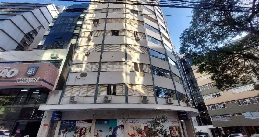 Excelente apartamento 3 dormitório(s) em centro - florianópolis
