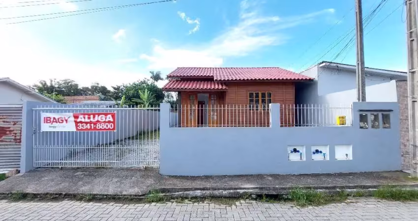 Excelente casa 2 dormitório(s) em pachecos - palhoça
