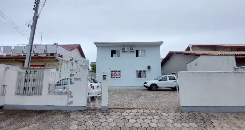 Excelente apartamento 1 dormitório(s) em carianos - florianópolis