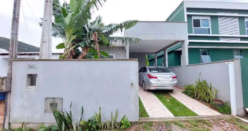 Casa com 2 quartos para alugar na Servidão dos Curumins, 25, São João do Rio Vermelho, Florianópolis