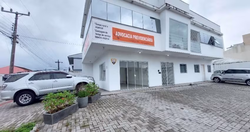Ponto comercial com 1 sala para alugar na Rua Santos Dumont, 114, Ponte do Imaruim, Palhoça