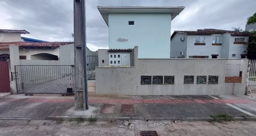 Apartamento com 2 quartos para alugar na Rua Galvão, 459, Carianos, Florianópolis