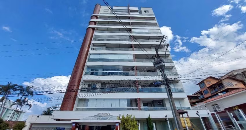 Apartamento com 3 quartos para alugar na Rua Virgilino Ferreira de Souza, 325, Barreiros, São José