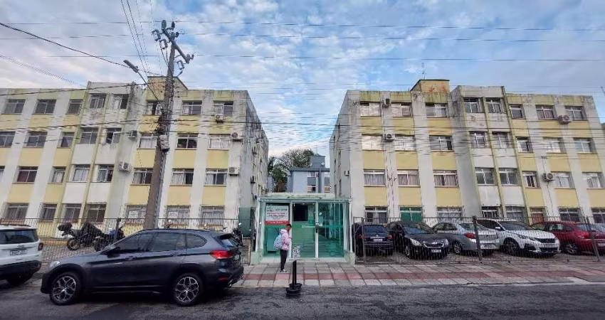 Apartamento com 2 quartos para alugar na Rua Henrique Boiteux, 291, Estreito, Florianópolis