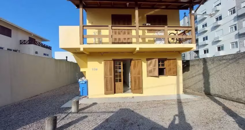 Excelente casa 2 dormitório(s) em ingleses do rio vermelho - florianópolis