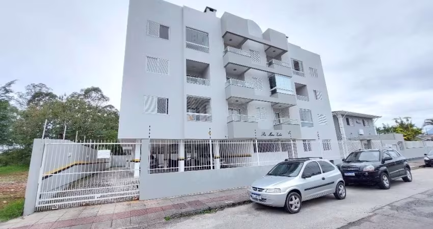 Apartamento com 2 quartos para alugar na Avenida Celso Joaquim da Silva, 100, Sertão do Maruim, São José
