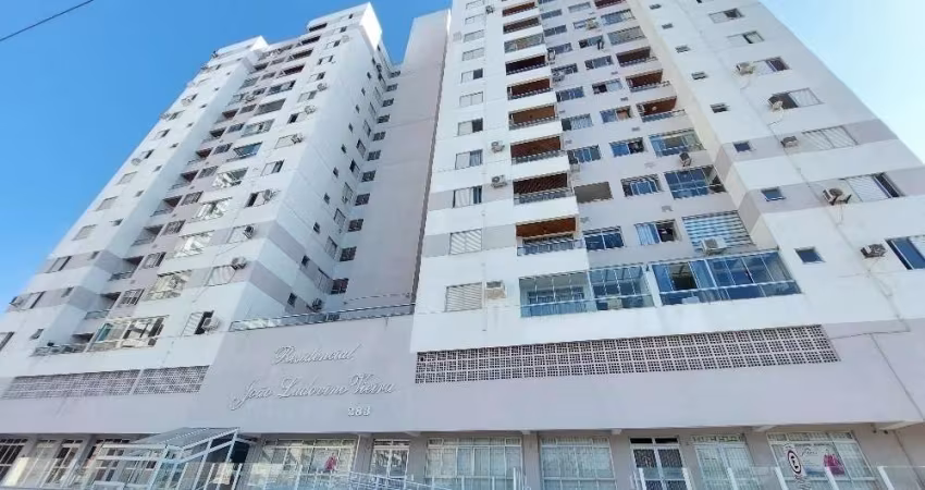 Apartamento com 2 quartos para alugar na Avenida Governador Jorge Lacerda, 283, Campinas, São José