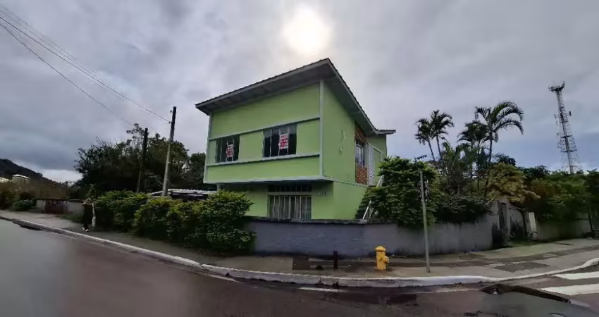Excelente apartamento 2 dormitório(s) em armação do pântano do sul - florianópolis