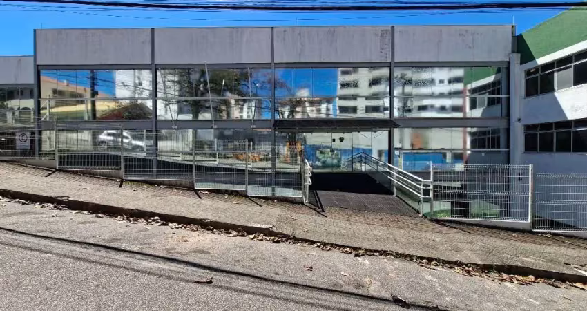Prédio para alugar na Rua Ursulina Senna de Castro, 226, Estreito, Florianópolis