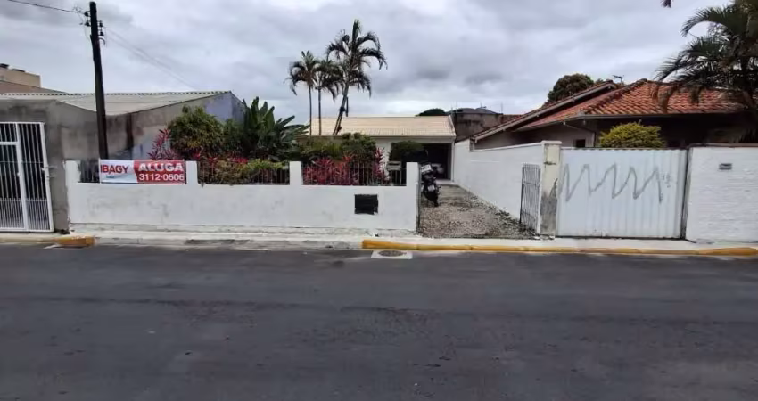Excelente casa 2 dormitório(s) em praia joão rosa - biguaçu