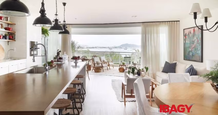 Apartamento com 4 quartos para alugar na Avenida Luiz Boiteux Piazza, 4413, Cachoeira do Bom Jesus, Florianópolis
