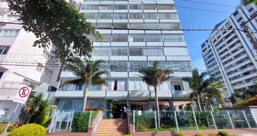 Apartamento com 3 quartos para alugar na Avenida Jornalista Rubens de Arruda Ramos, 1872, Centro, Florianópolis