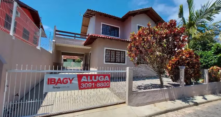 Excelente casa 2 dormitório(s) em ingleses do rio vermelho - florianópolis