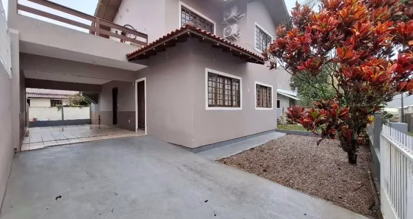 Excelente casa 2 dormitório(s) em ingleses do rio vermelho - florianópolis