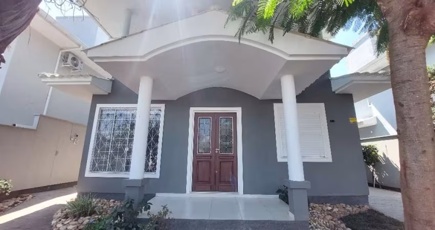 Casa com 3 quartos para alugar na Rua do Farol, 619, Campeche, Florianópolis