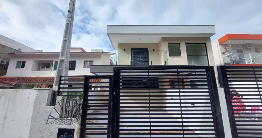 Casa com 3 quartos para alugar na Servidão Jaborandi, 1205, Campeche, Florianópolis