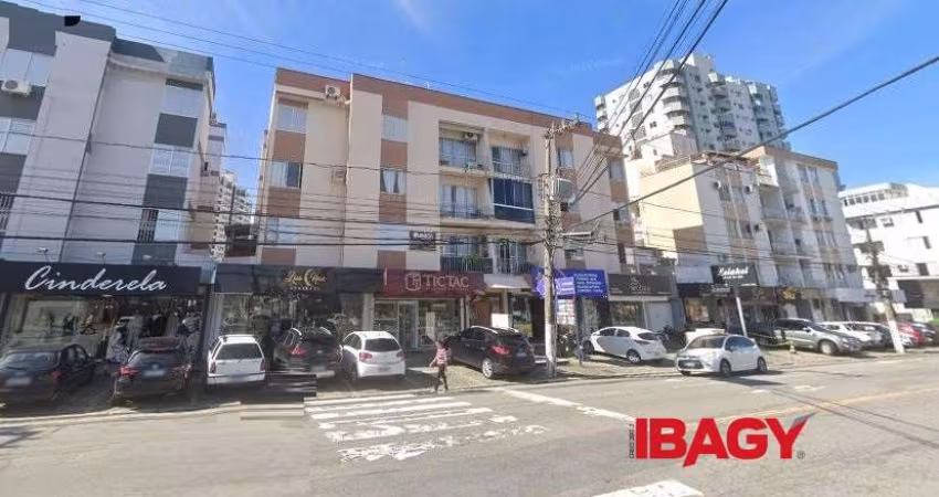 Apartamento com 2 quartos para alugar na Avenida Lédio João Martins, 830, Kobrasol, São José